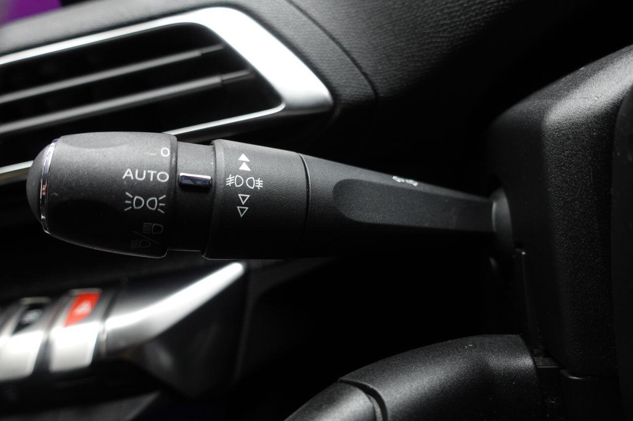 Peugeot 3008 - Image 38