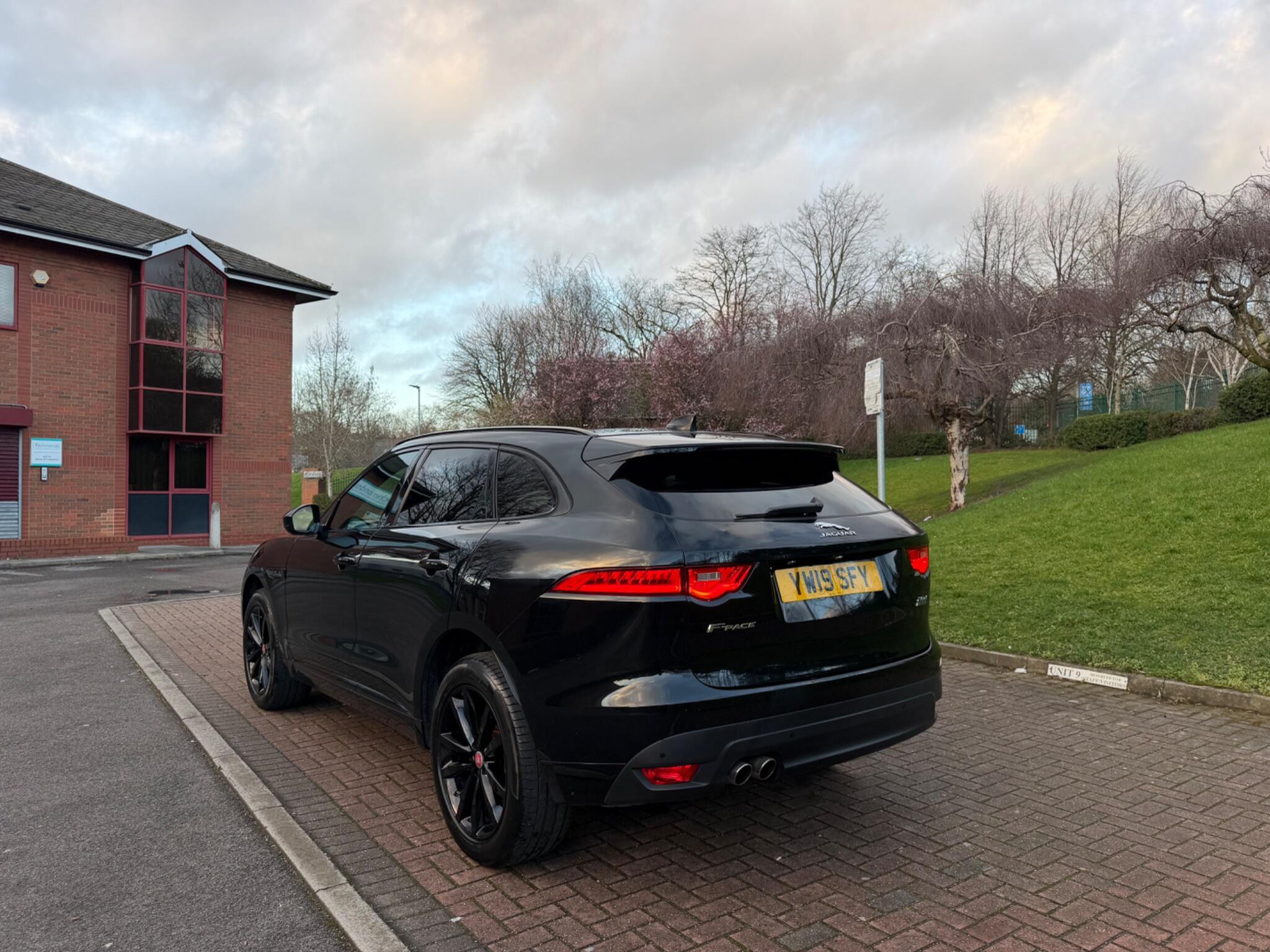 Jaguar F-Pace - Image 20