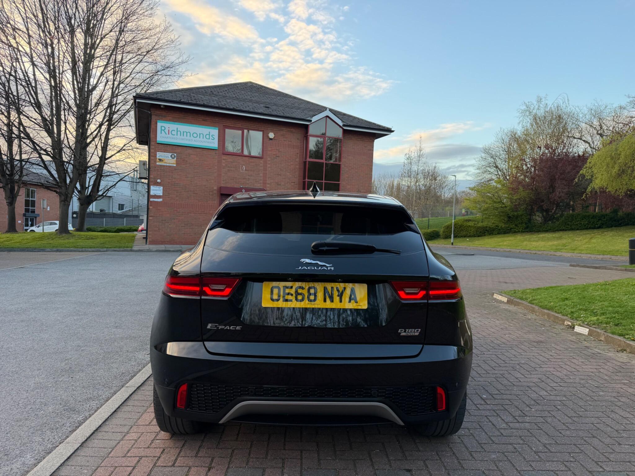 Jaguar E-Pace - Image 10