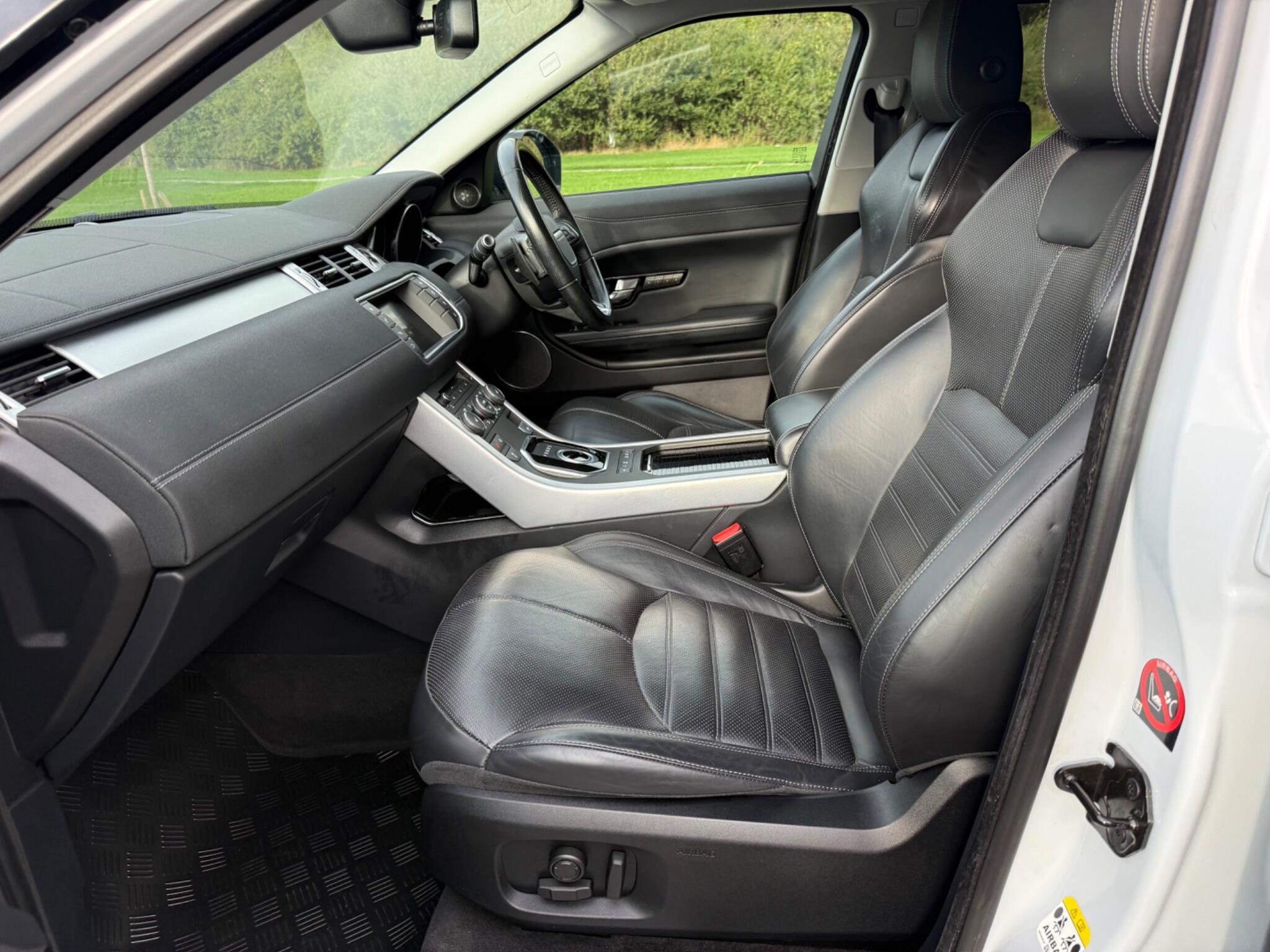 Land Rover Range Rover Evoque - Image 10