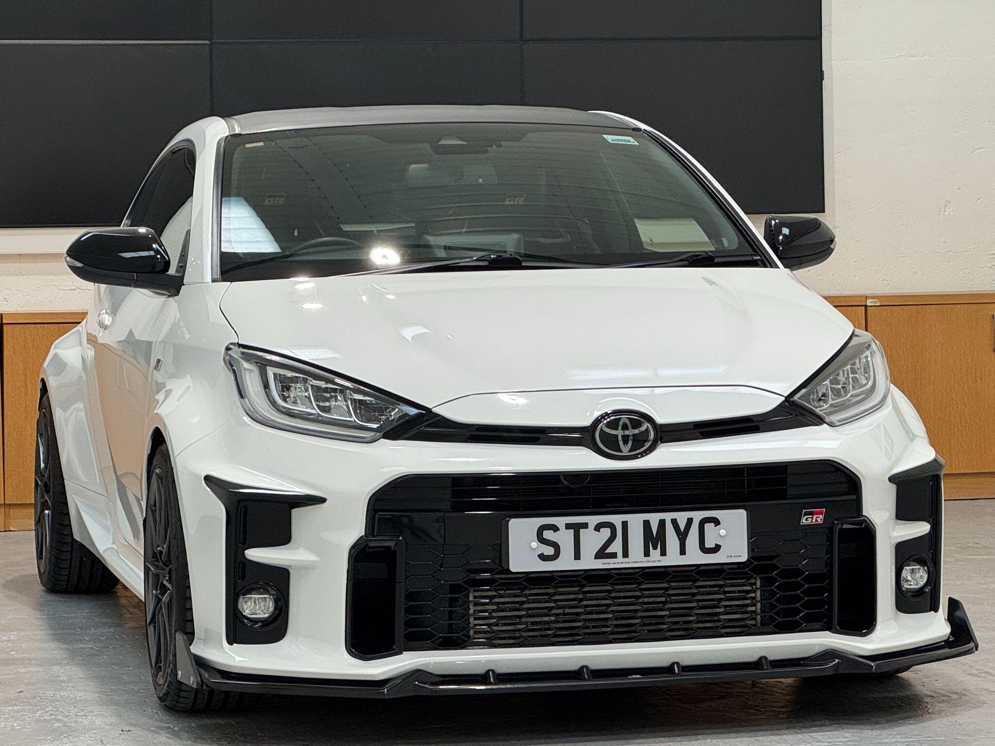Toyota Yaris - Image 6