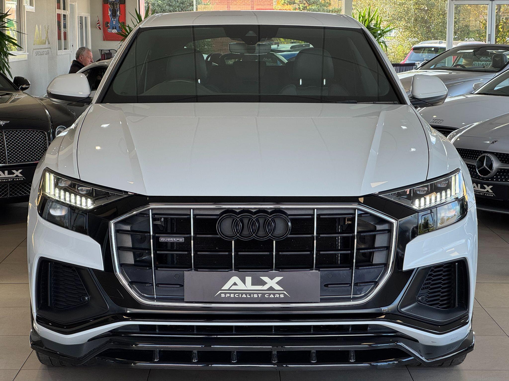 Audi Q8 - Image 12