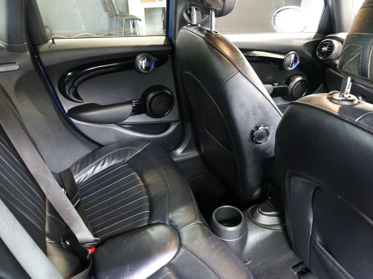 MINI Hatch - Image 15