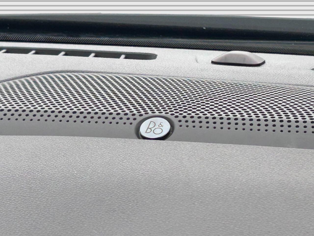 Ford Kuga - Image 23