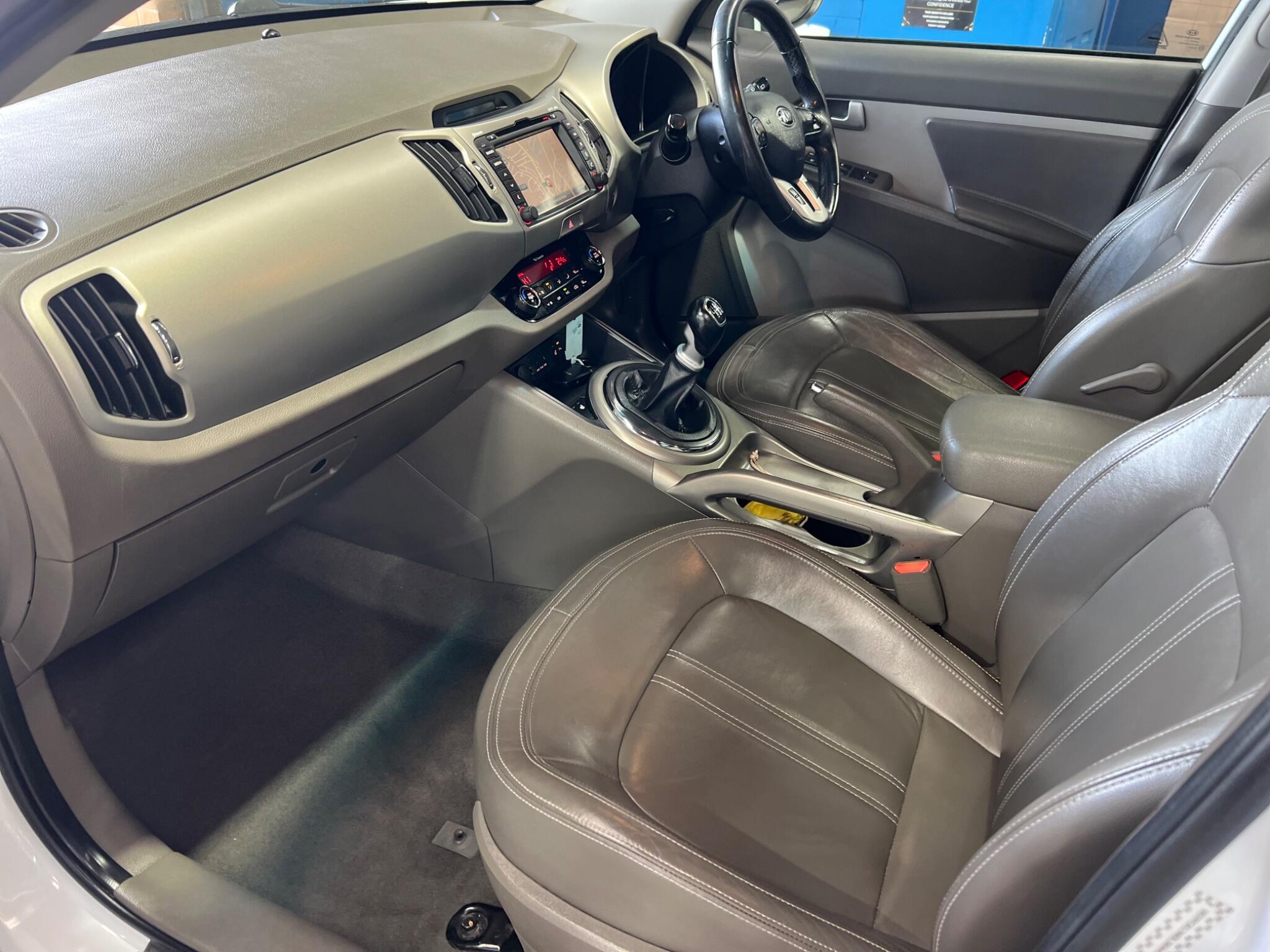 Kia Sportage - Image 28