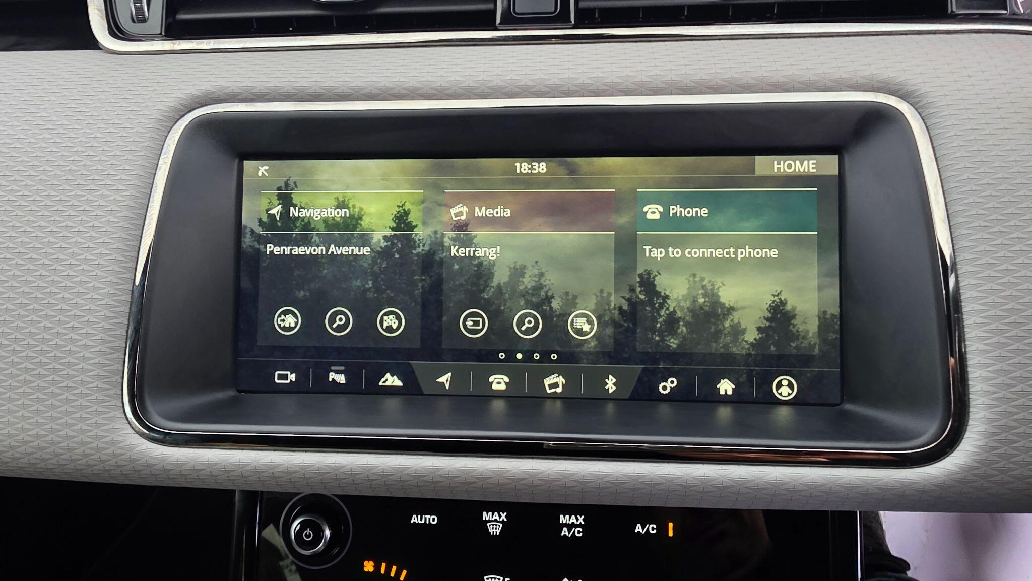 Land Rover Range Rover Evoque - Image 24