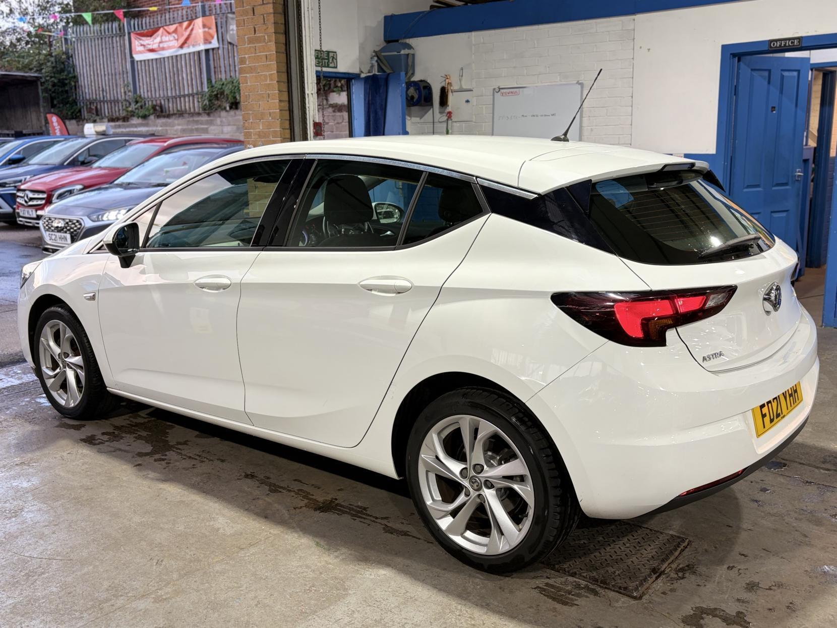 Vauxhall Astra - Image 5