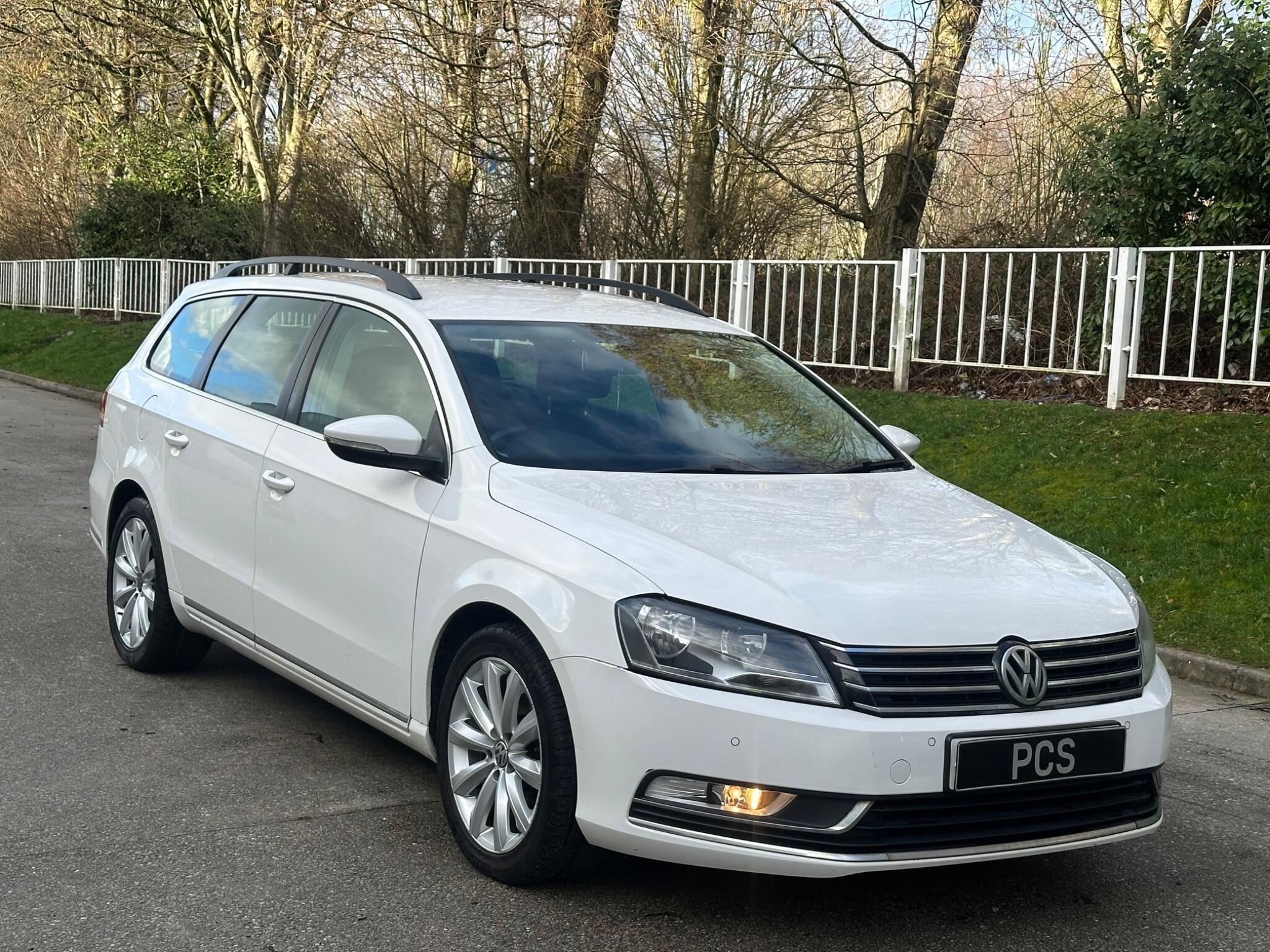 Volkswagen Passat - Image 45