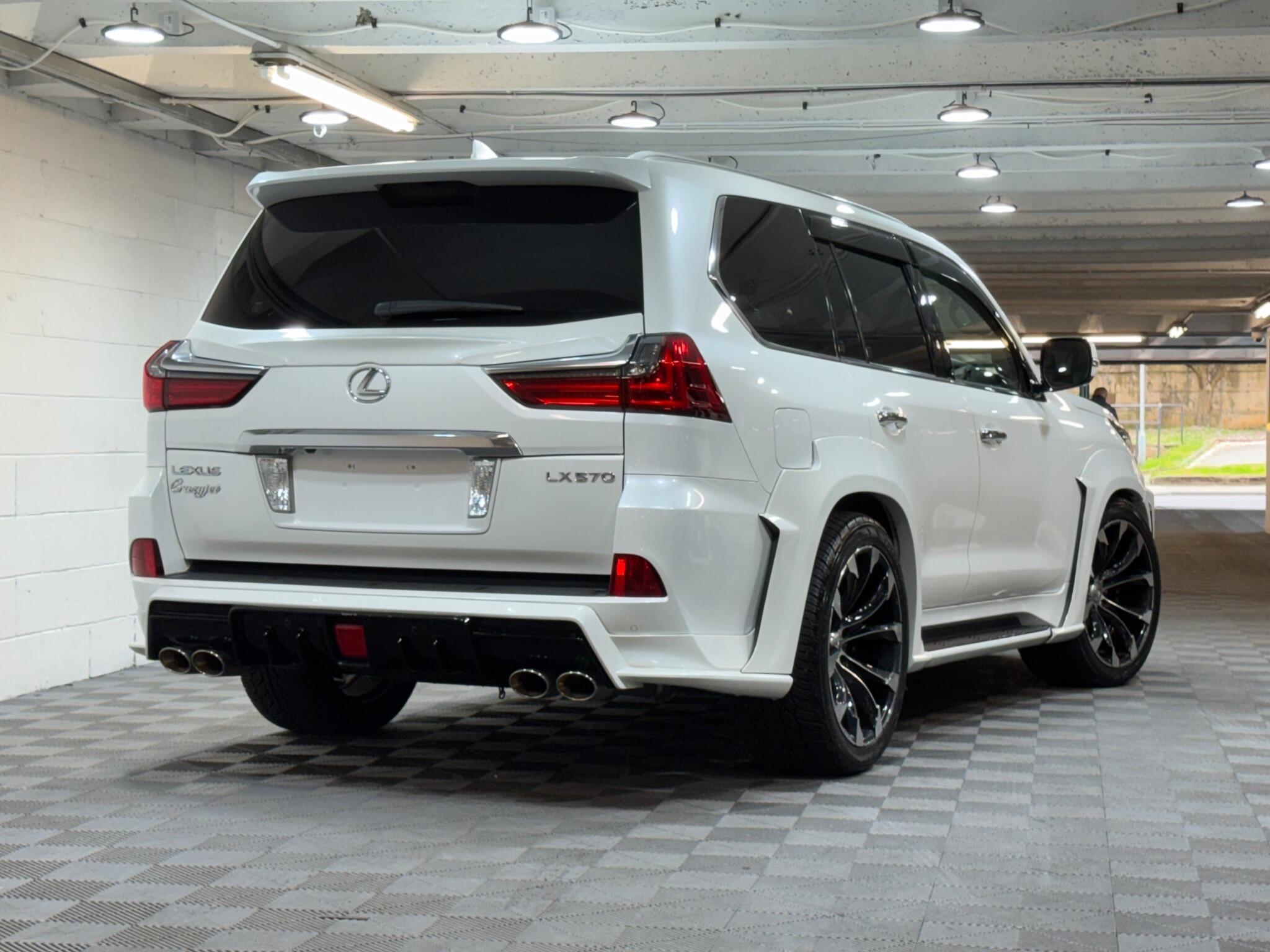Lexus LX - Image 21