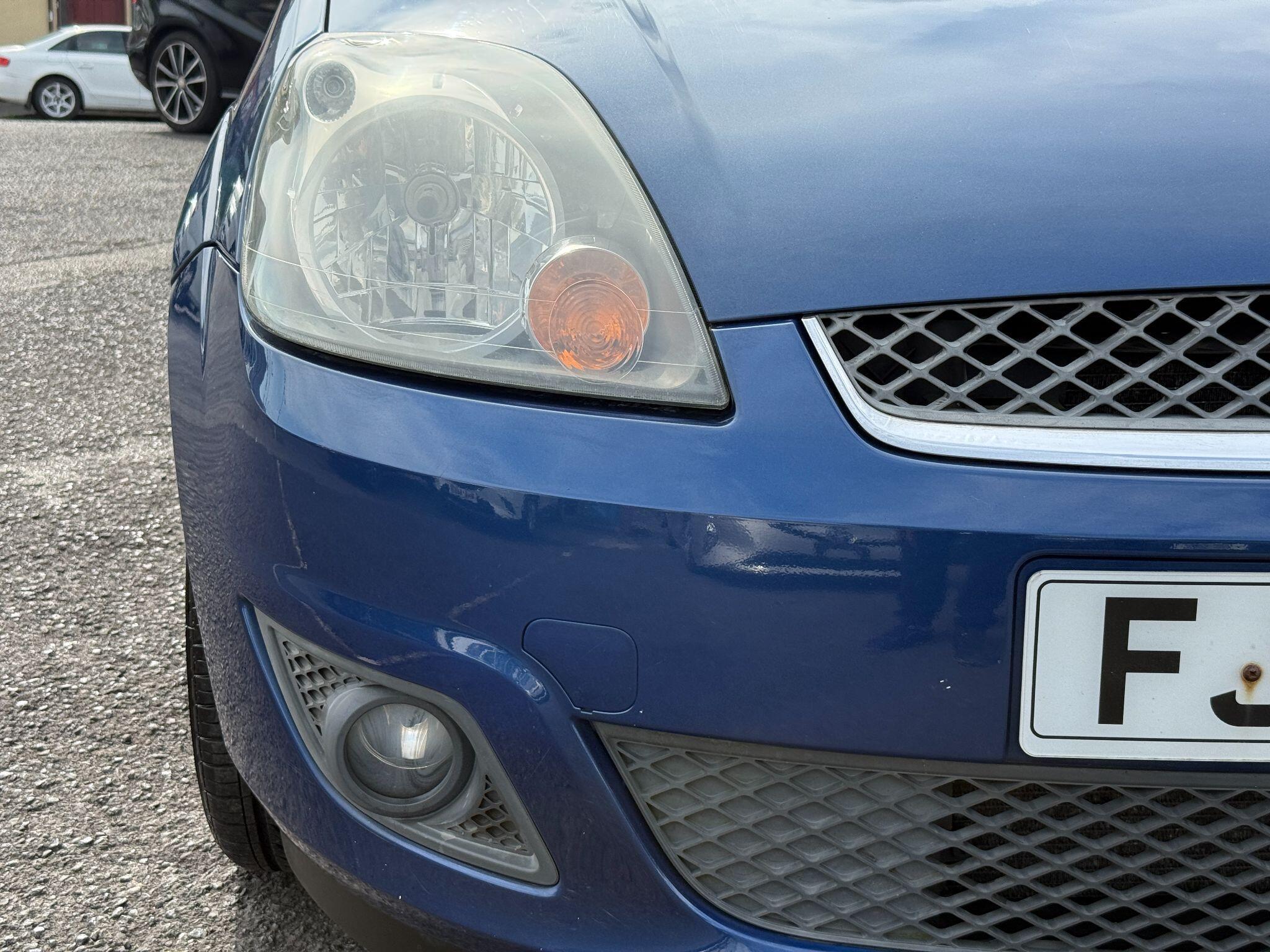 Ford Fiesta - Image 12