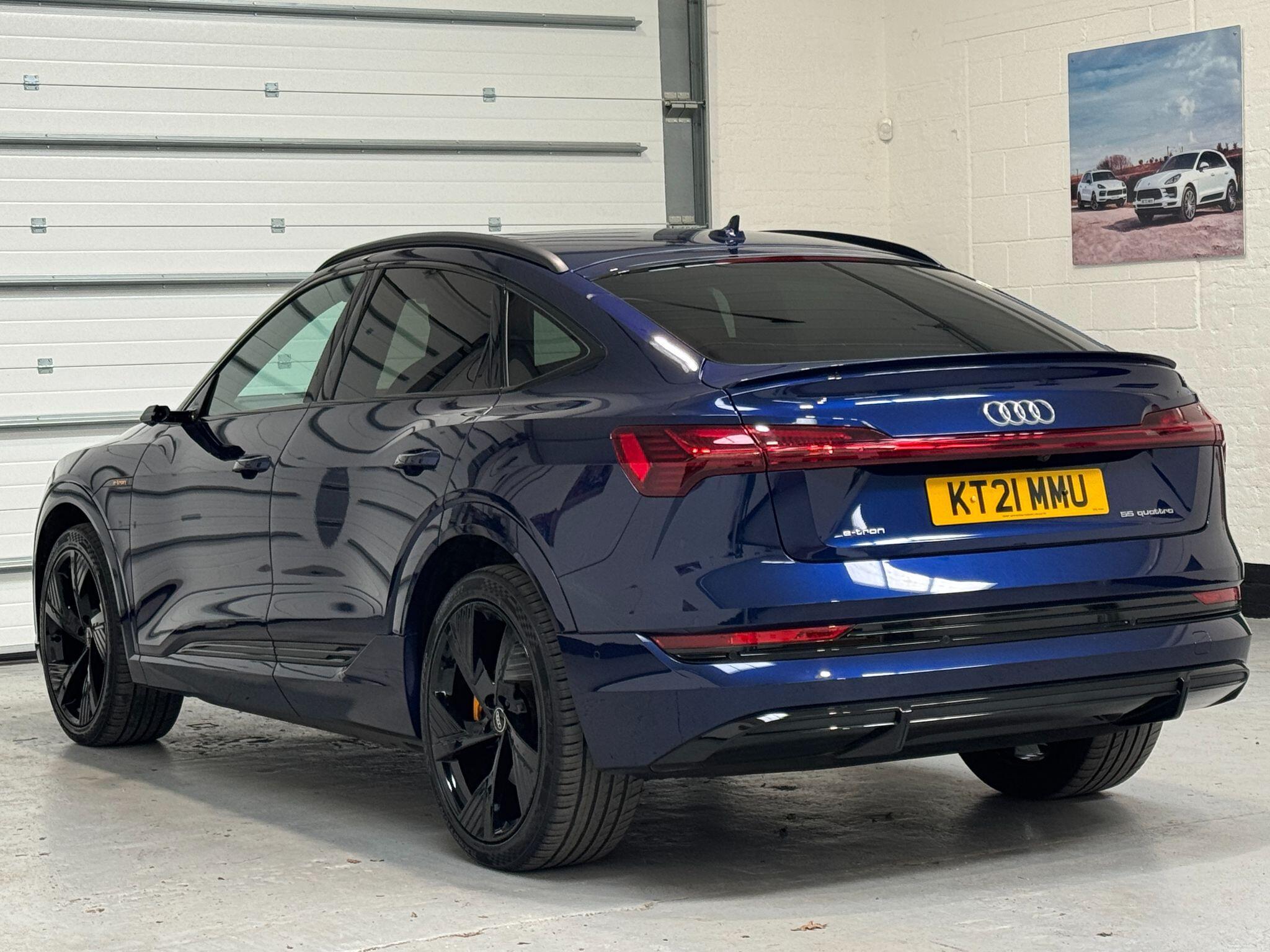 Audi E-Tron - Image 15