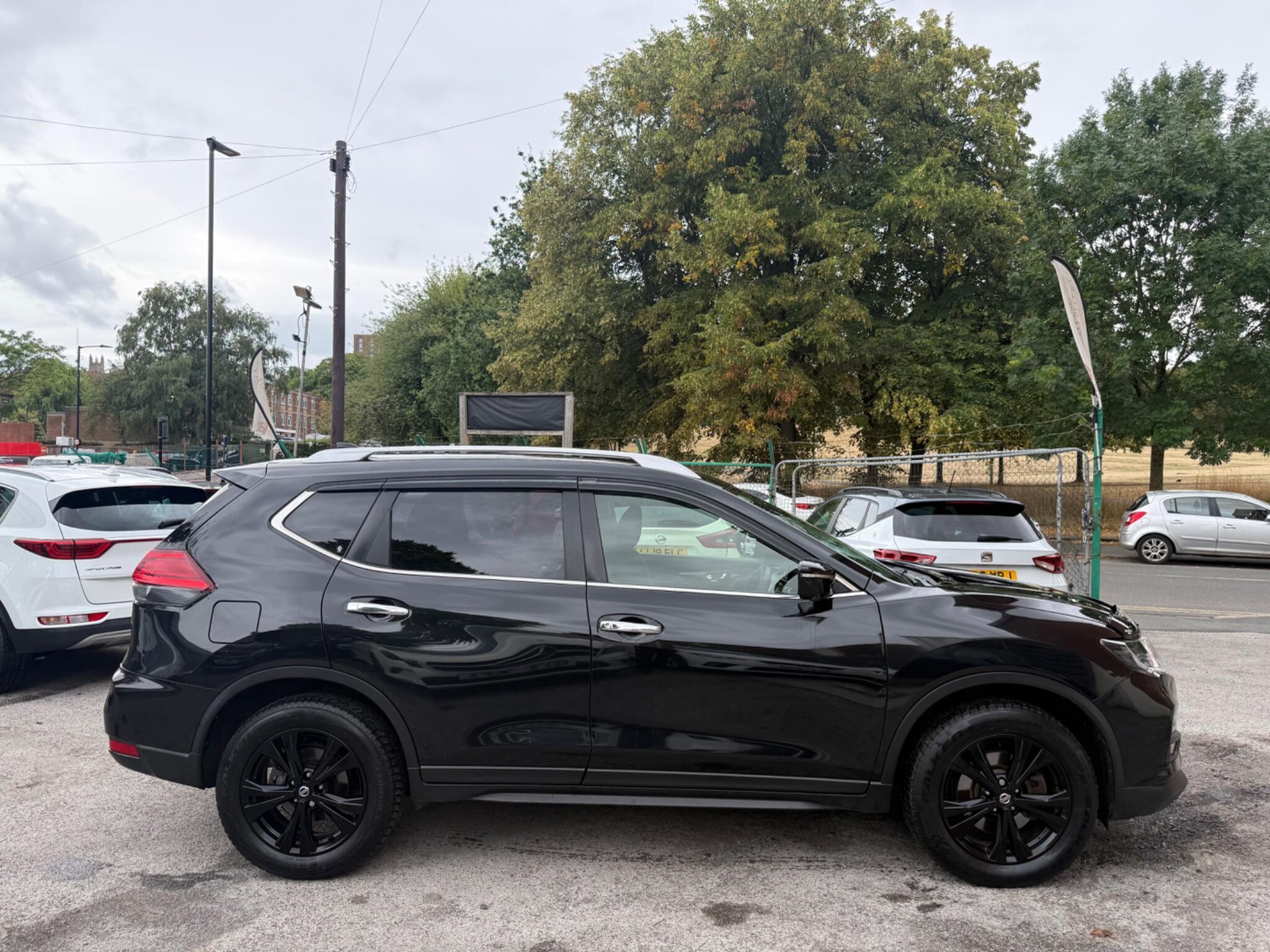 Nissan X-Trail - Image 8