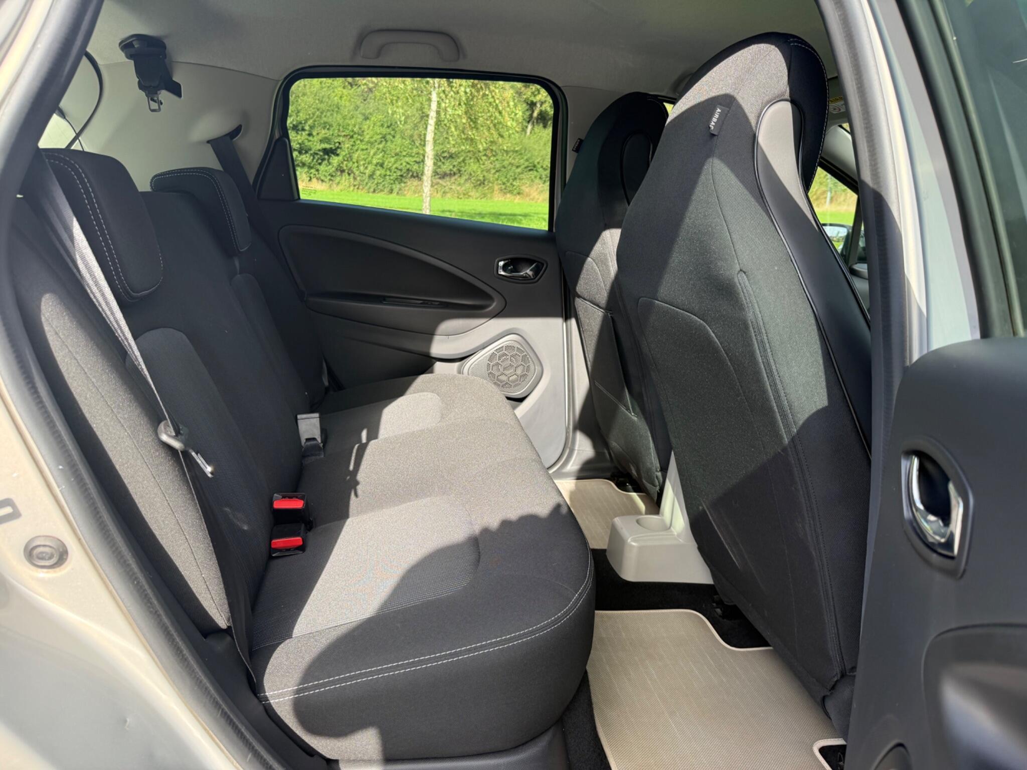 Renault Zoe - Image 13