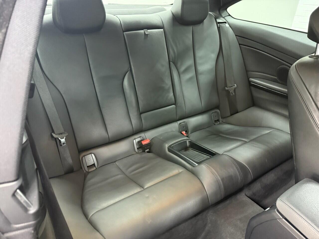 BMW 4 Series - Image 17