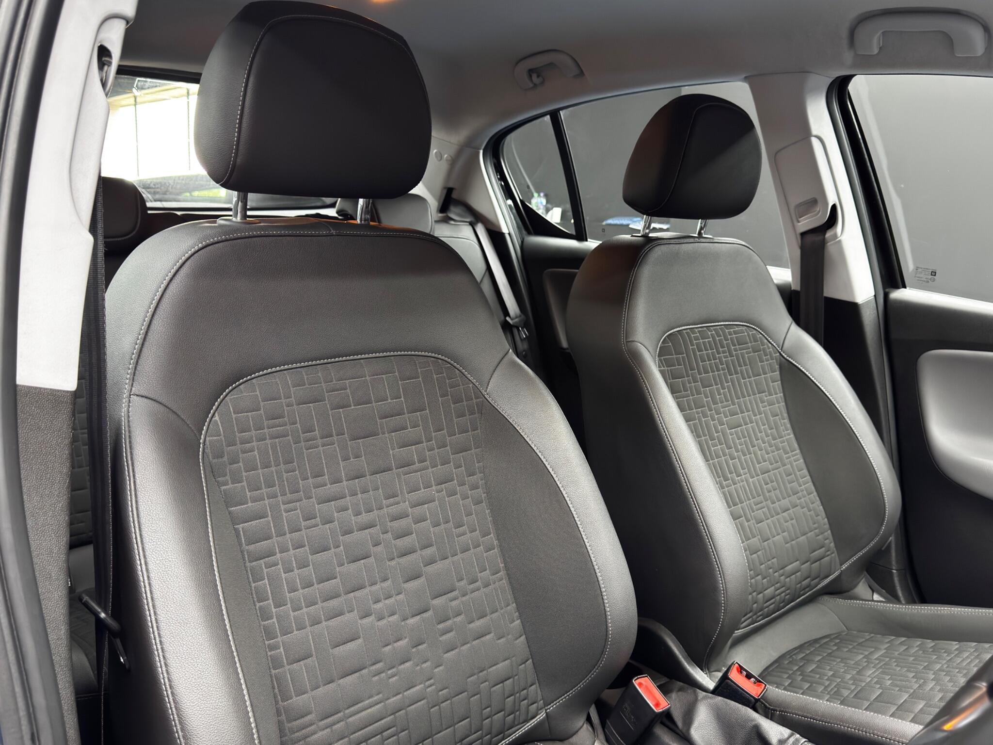 Vauxhall Corsa - Image 12