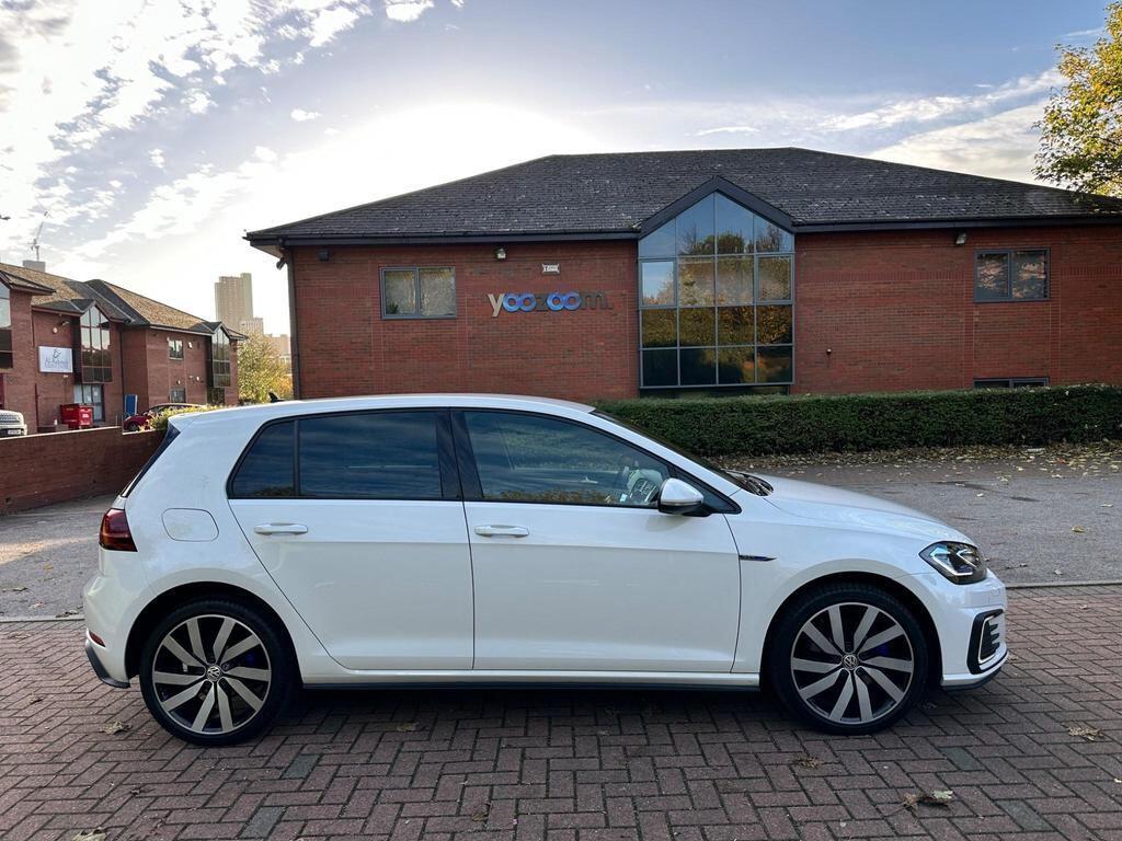 Volkswagen Golf - Image 5