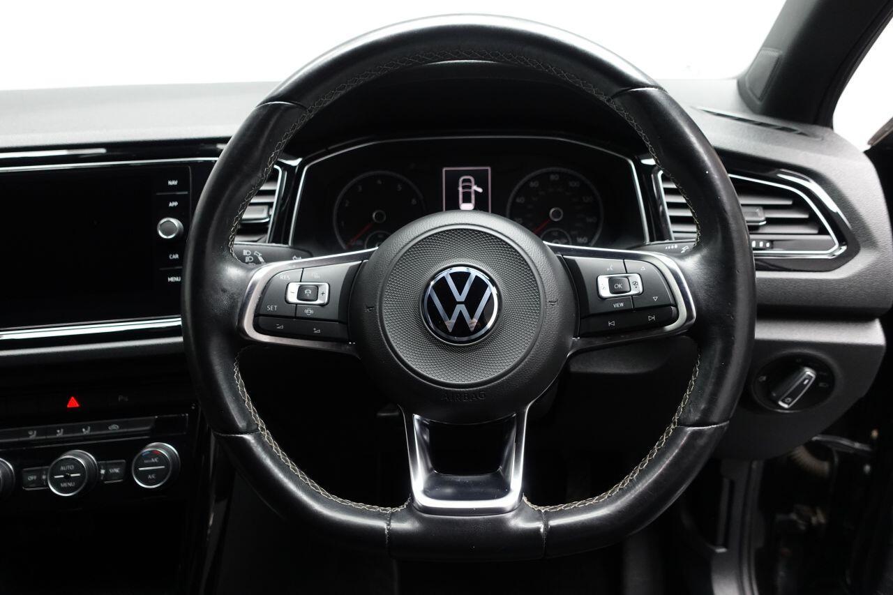 Volkswagen T-Roc - Image 30