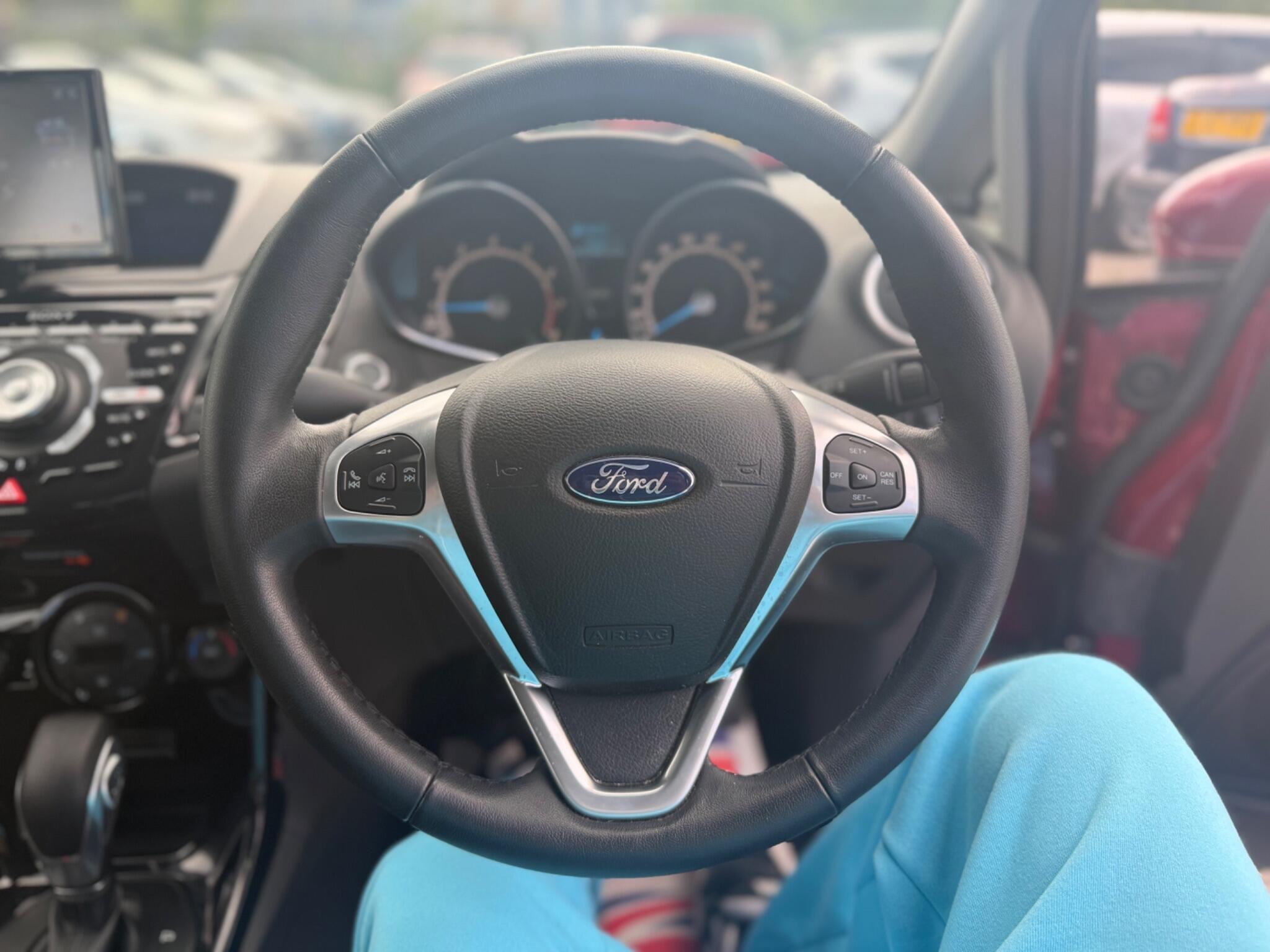 Ford Fiesta - Image 15