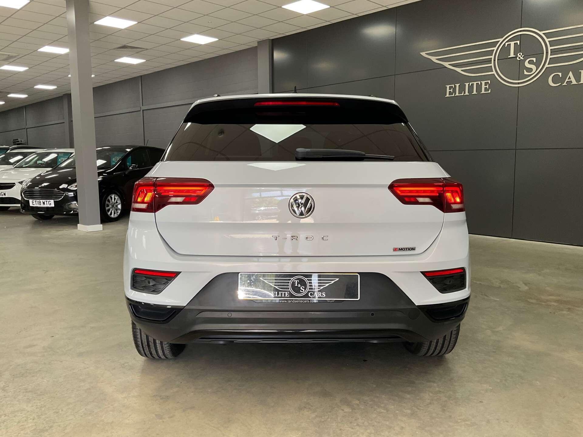 Volkswagen T-Roc - Image 7