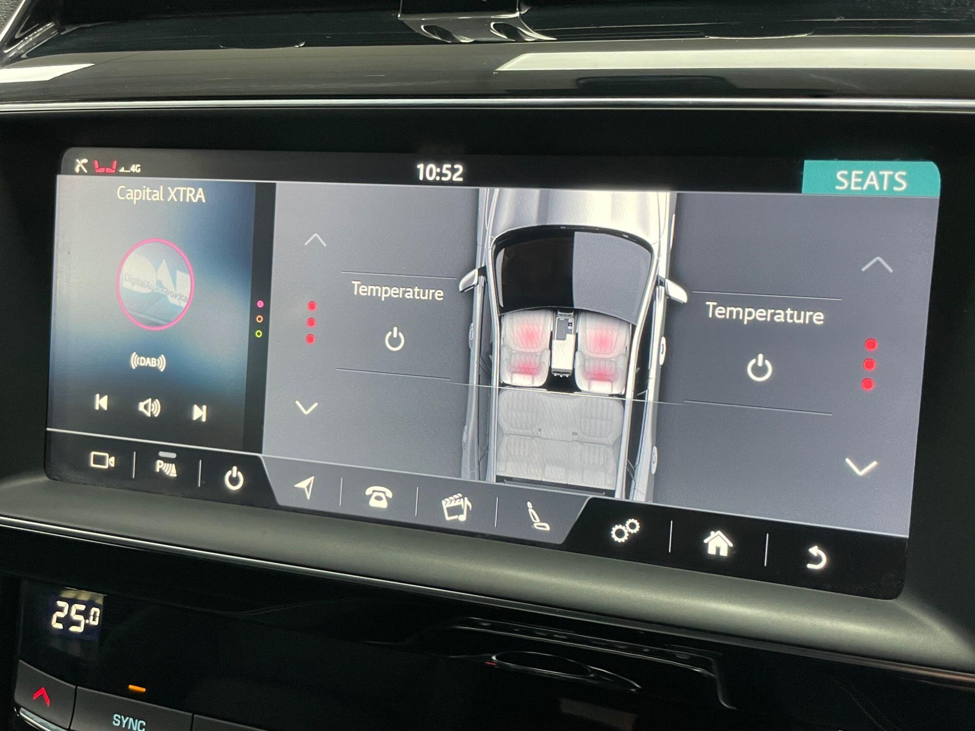 Jaguar F-Pace - Image 42