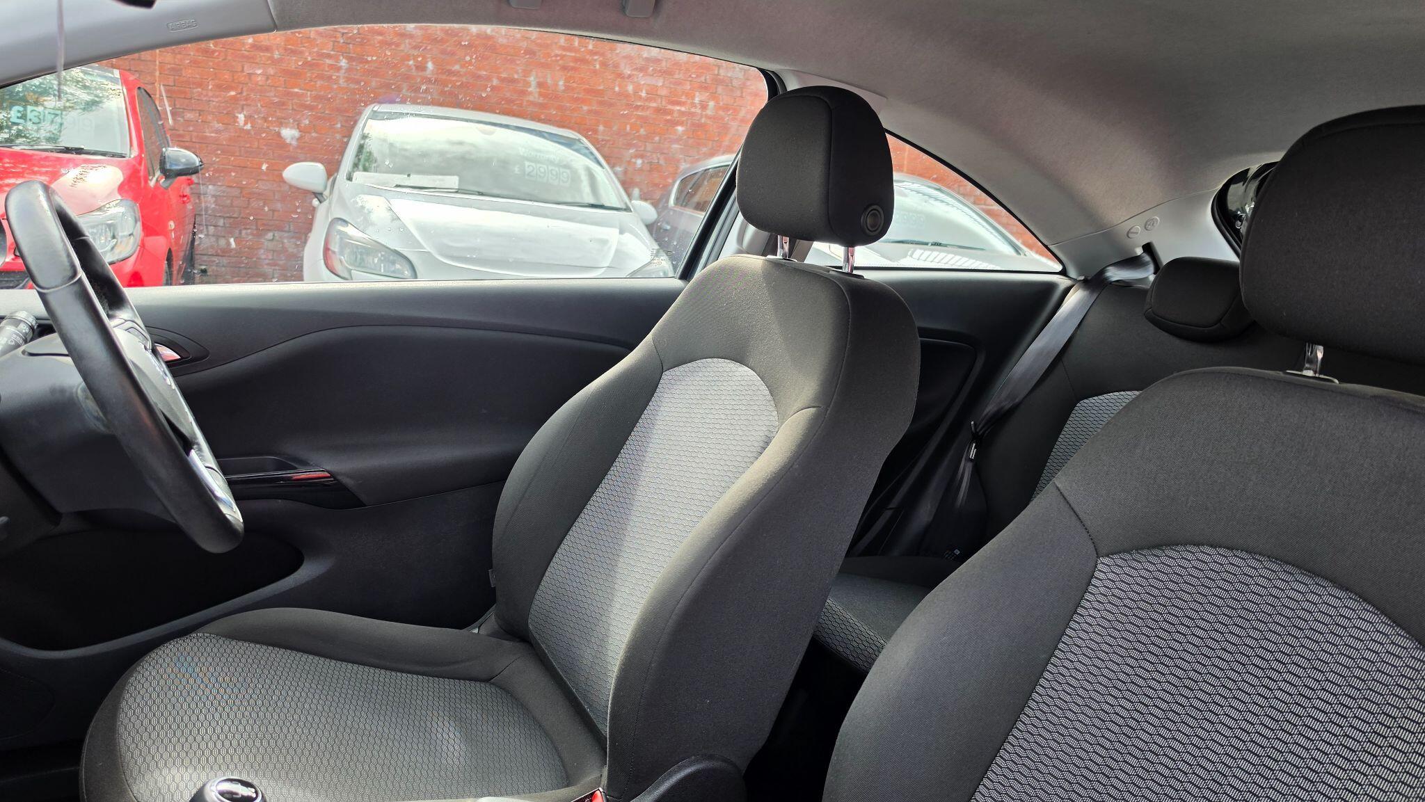 Vauxhall Corsa - Image 15