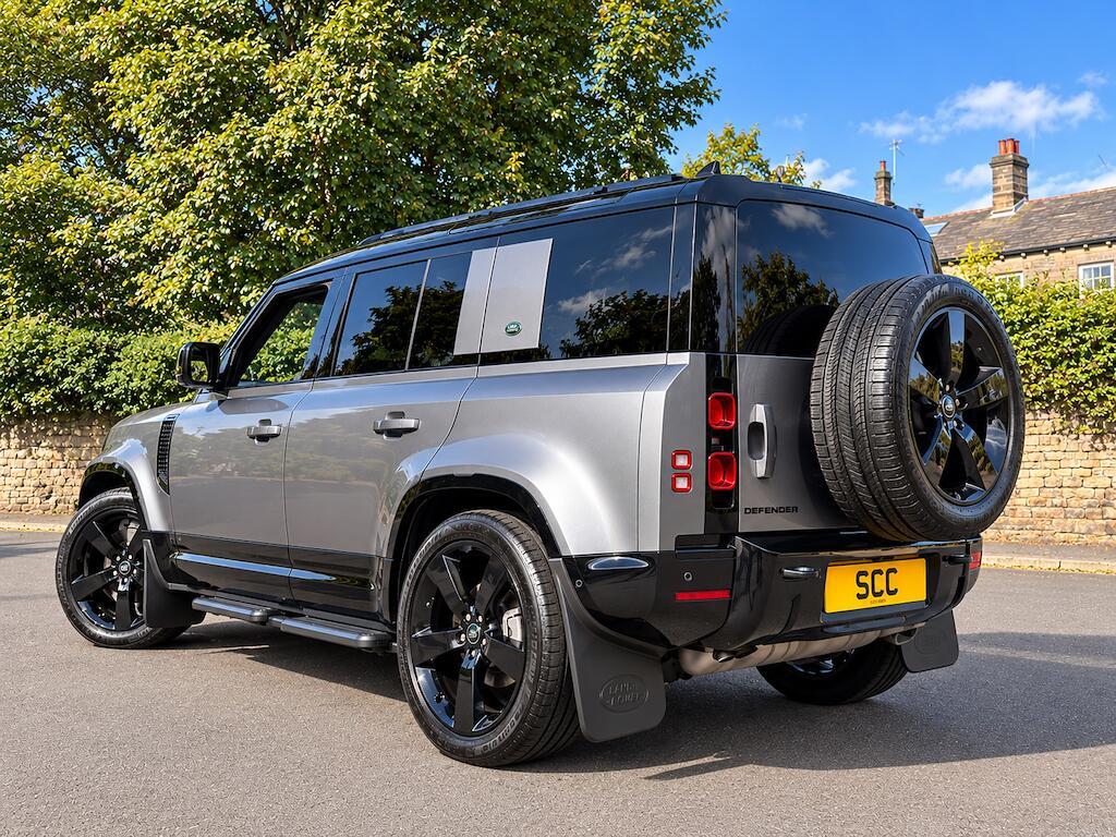 Land Rover Defender 110 - Image 9