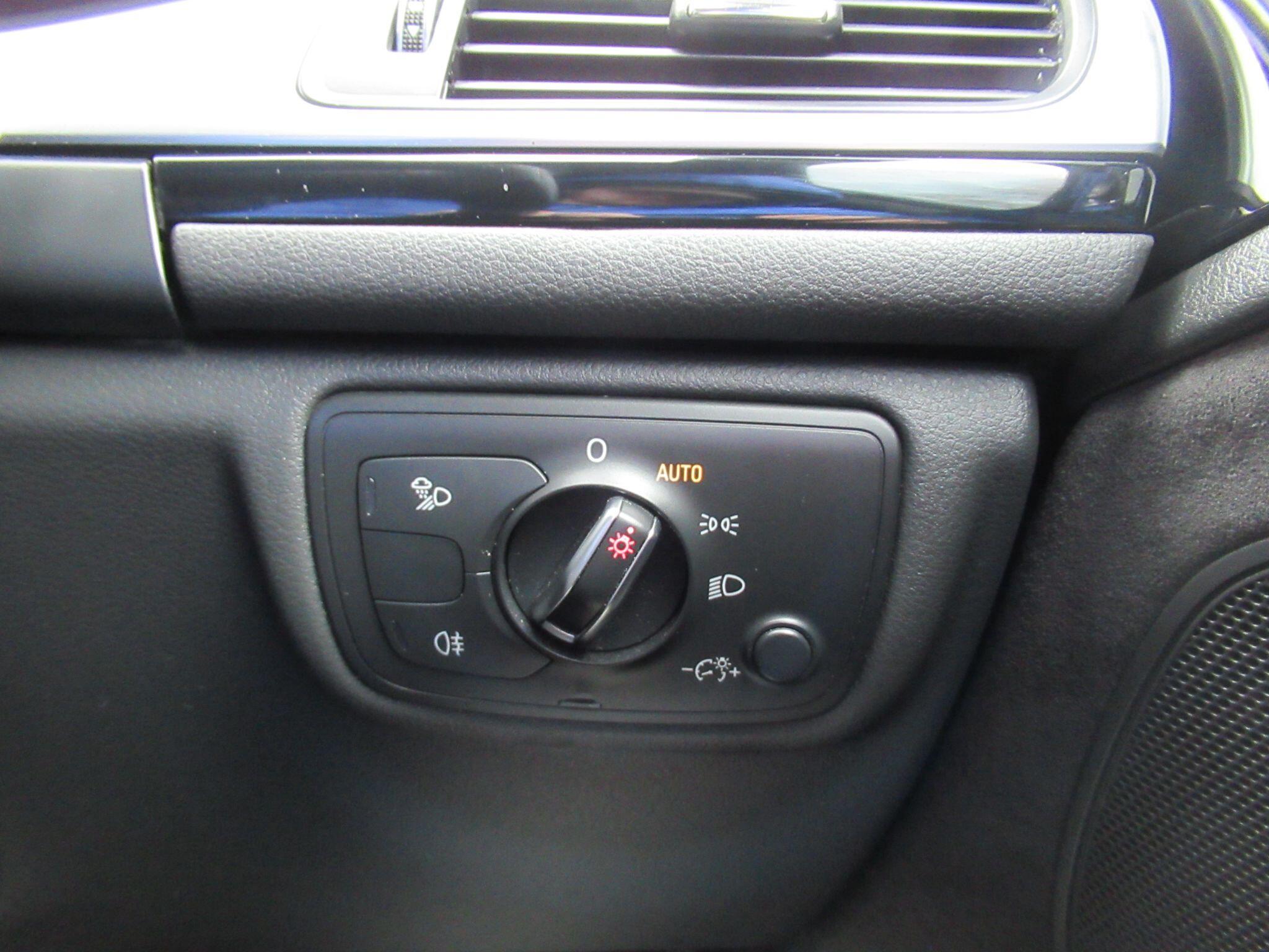 Audi A6 Avant - Image 29