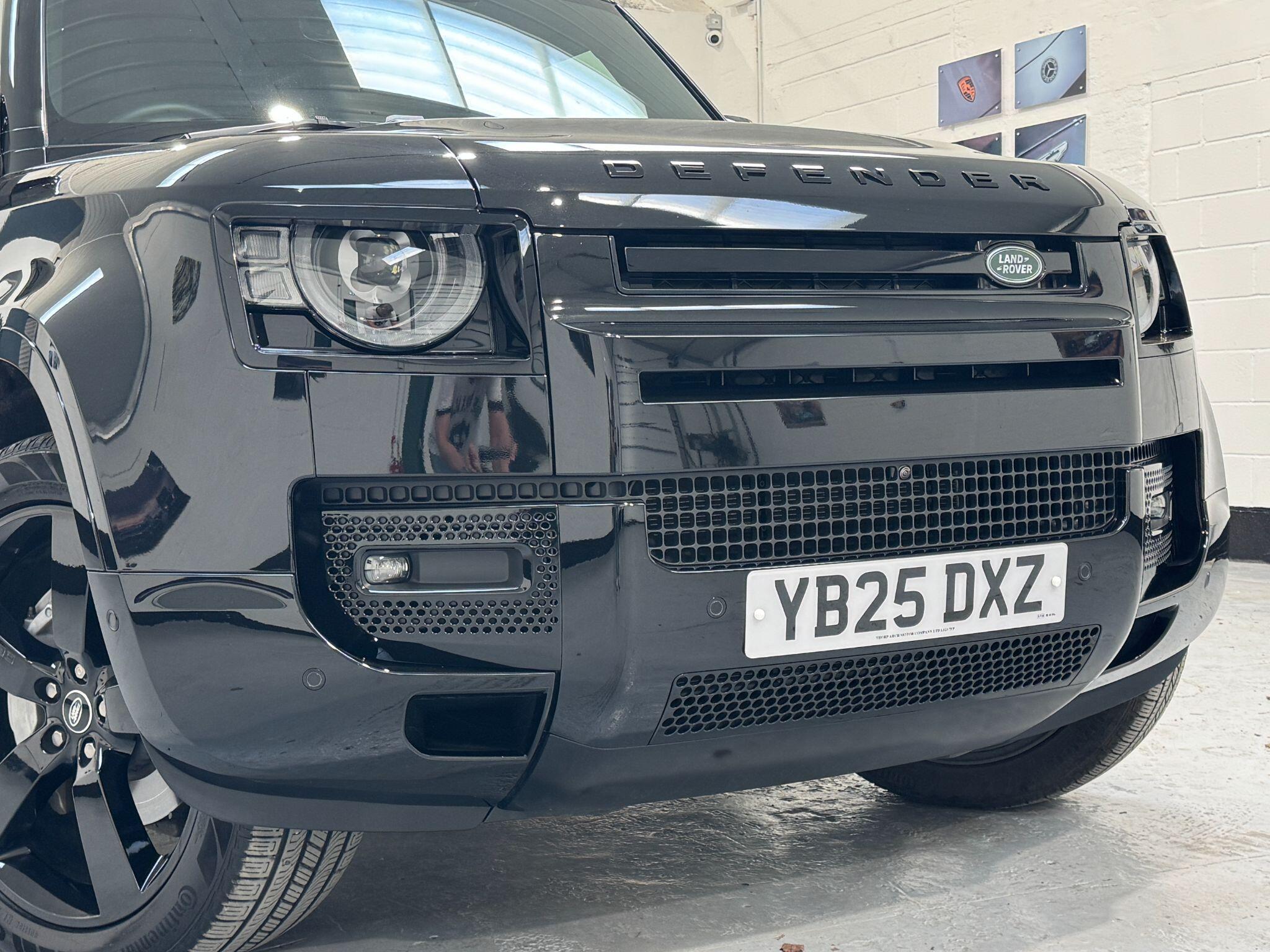 Land Rover Defender 110 - Image 34