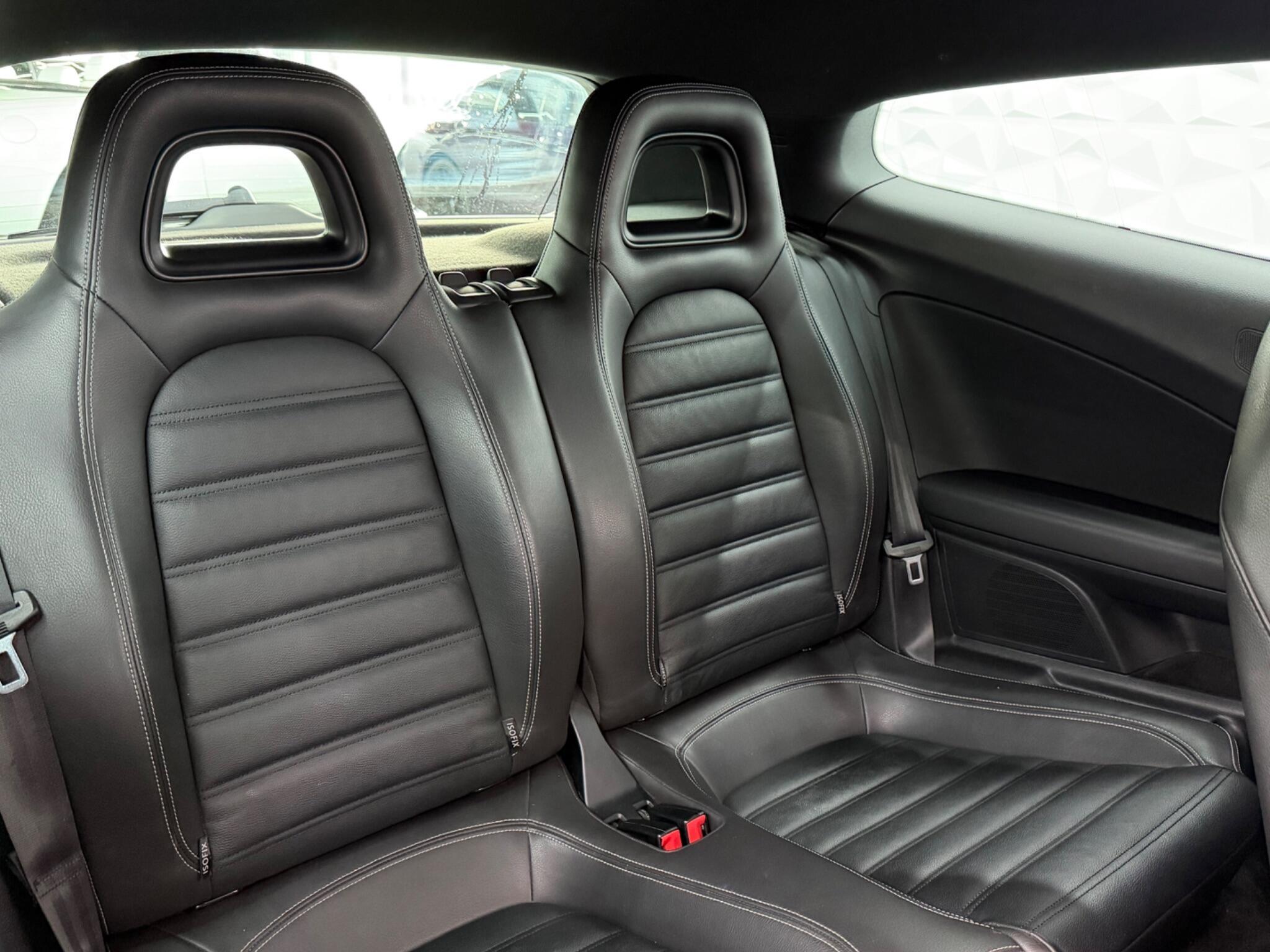 Volkswagen Scirocco - Image 17