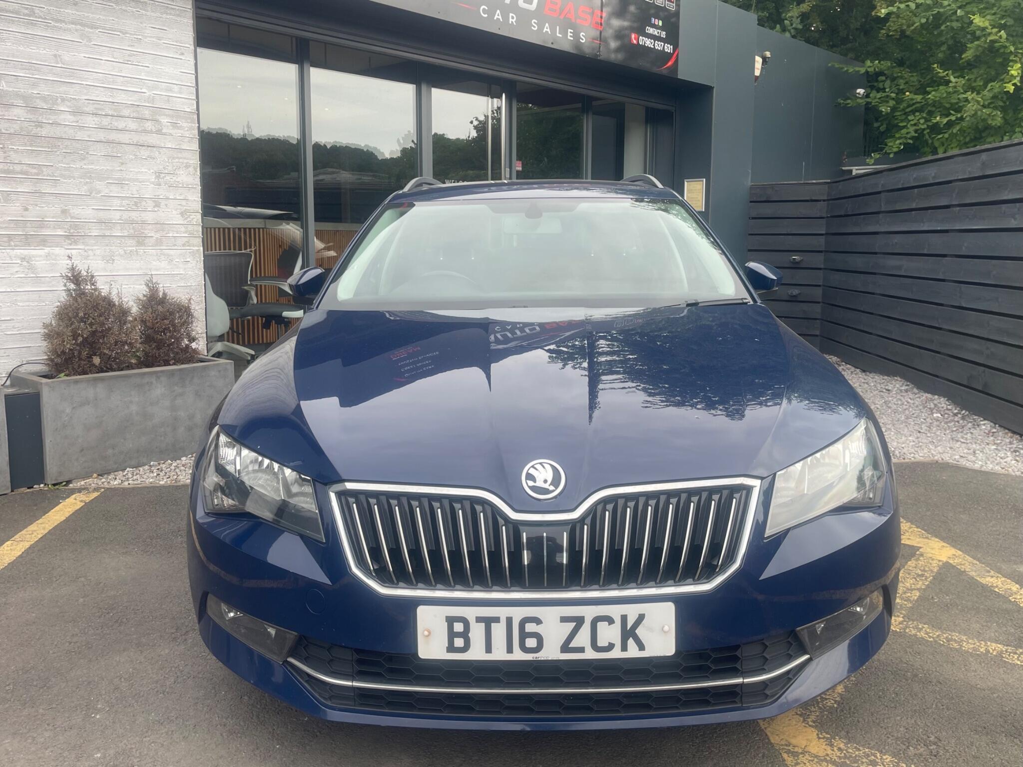 Skoda Superb - Image 2