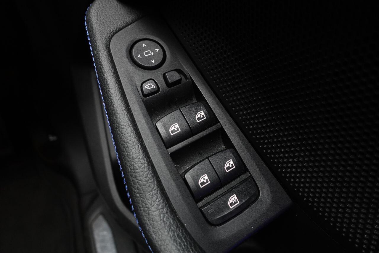 BMW 1 Series - Image 50