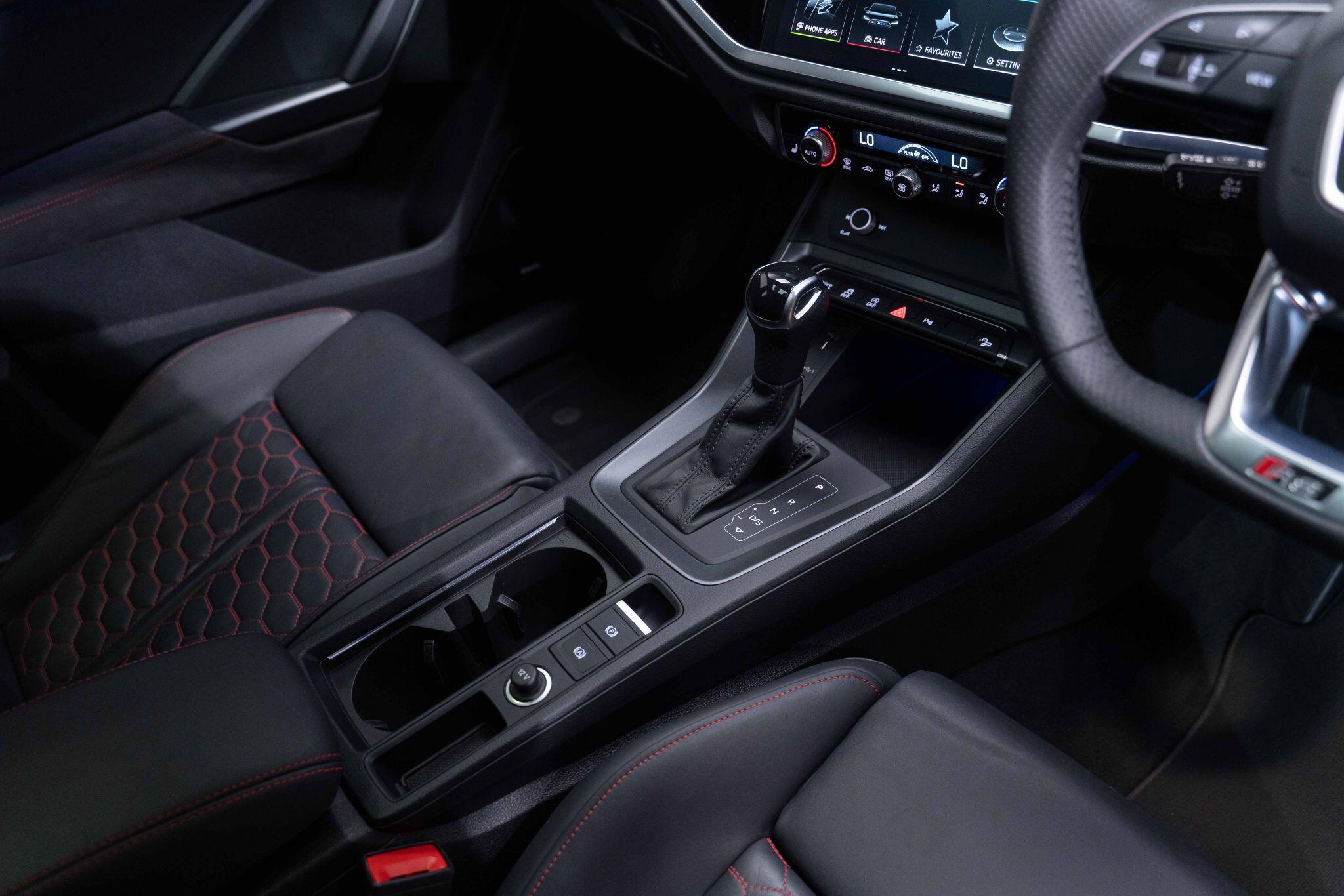 Audi RS Q3 - Image 10