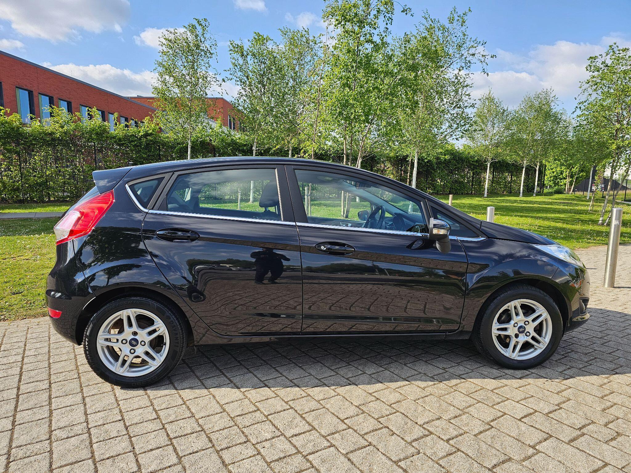 Ford Fiesta - Image 5