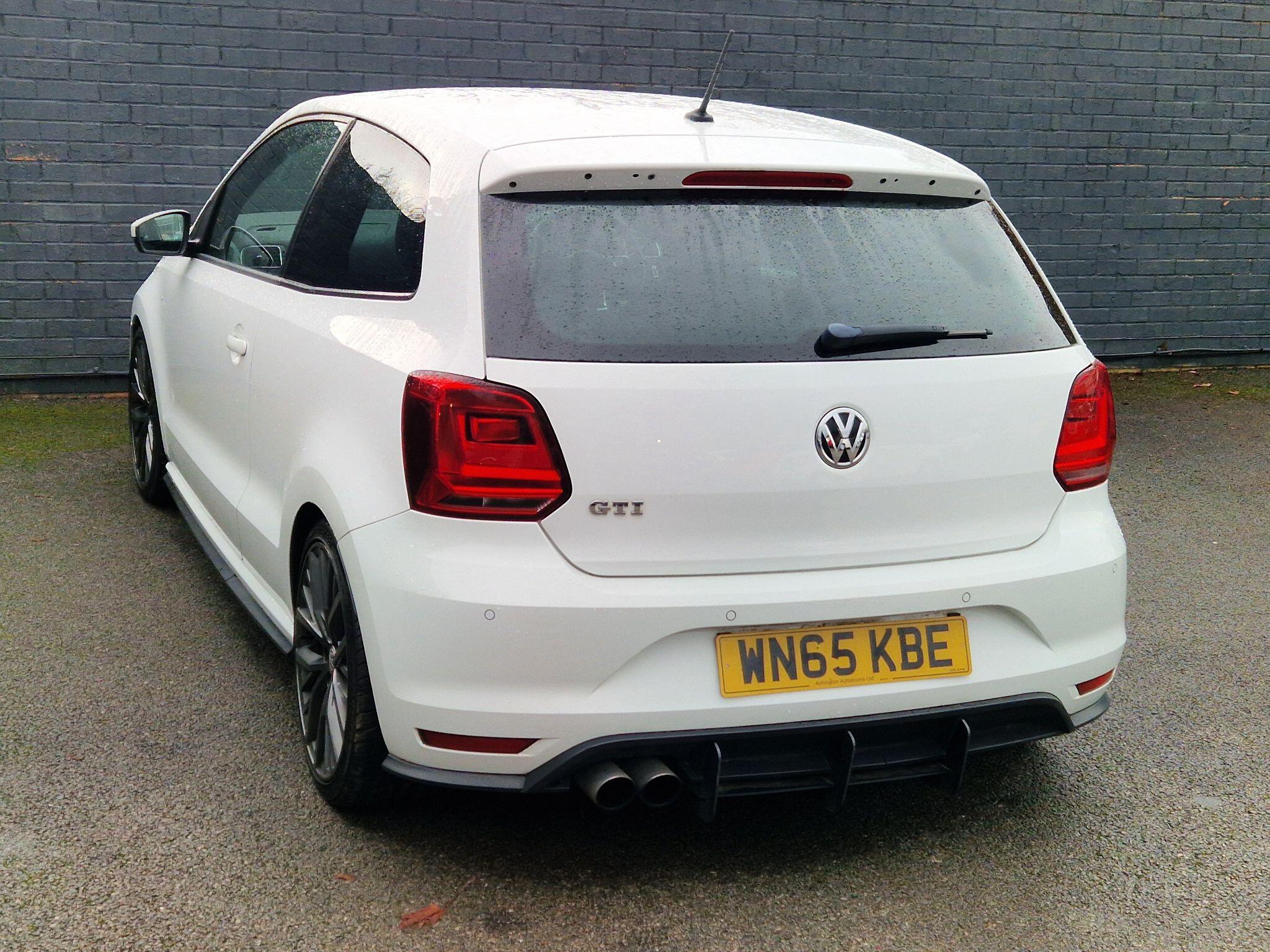 Volkswagen Polo - Image 8