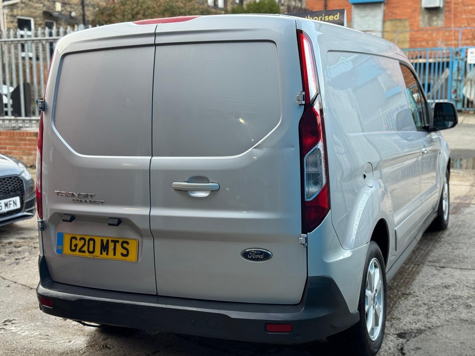 Ford Transit Connect - Image 6