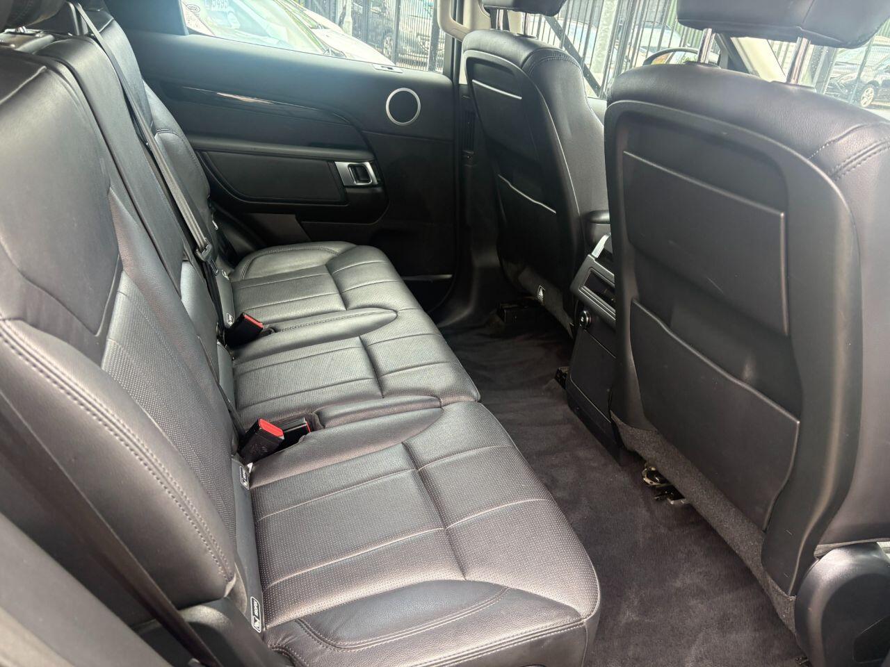 Land Rover Discovery - Image 18