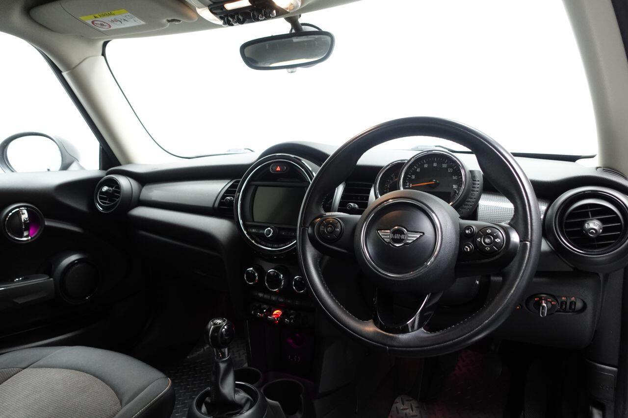 MINI Hatch - Image 15