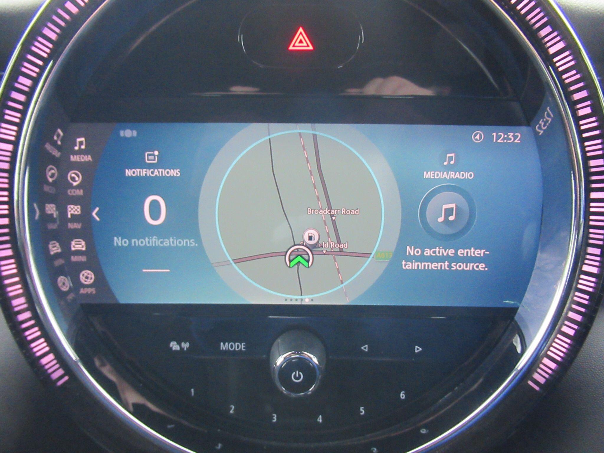 MINI Hatch - Image 34