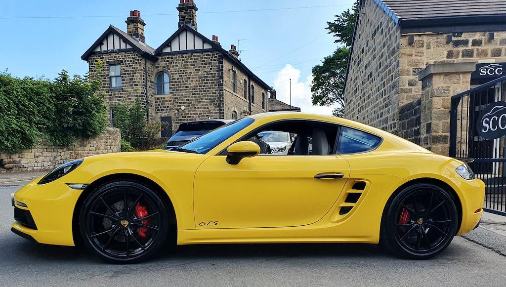 Porsche 718 Cayman - Image 13