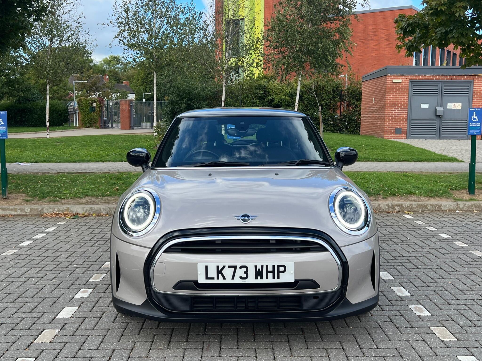 MINI Hatch - Image 10