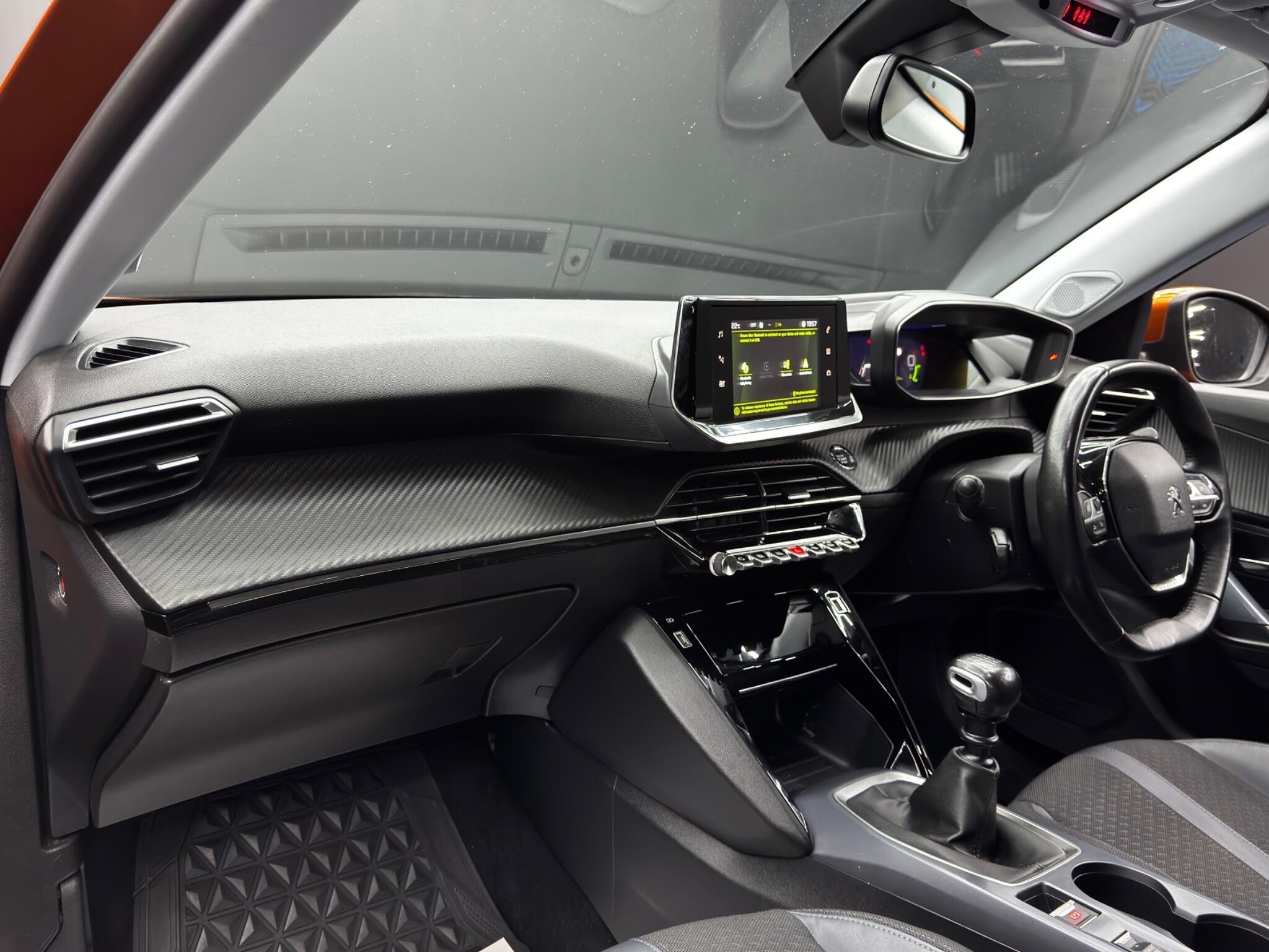 Peugeot 2008 - Image 11
