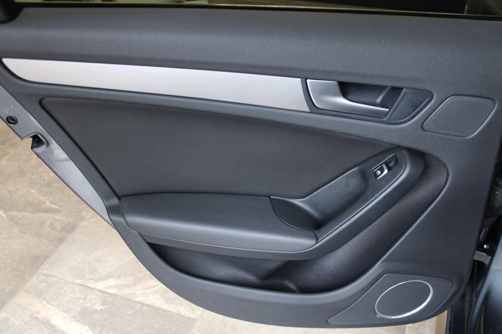 Audi A4 ALLROAD - Image 33