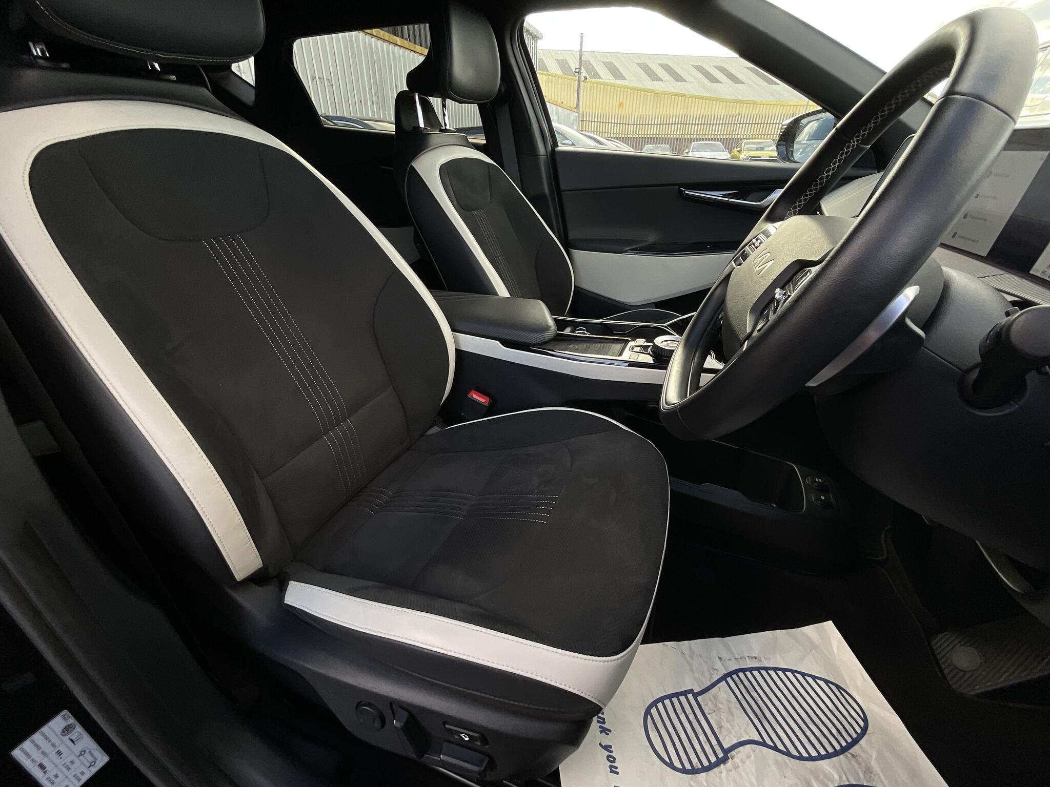 Kia EV6 - Image 8
