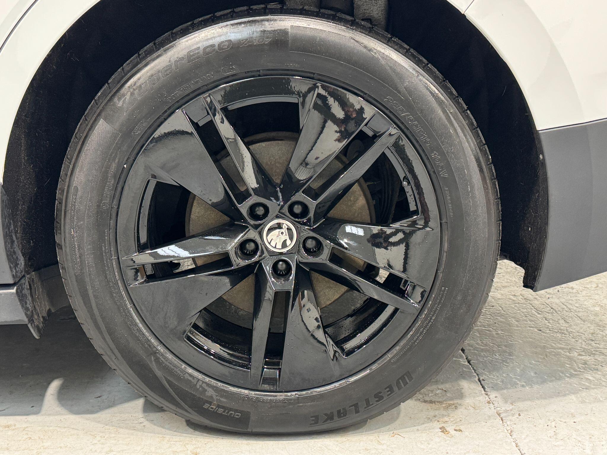 Skoda Enyaq - Image 22