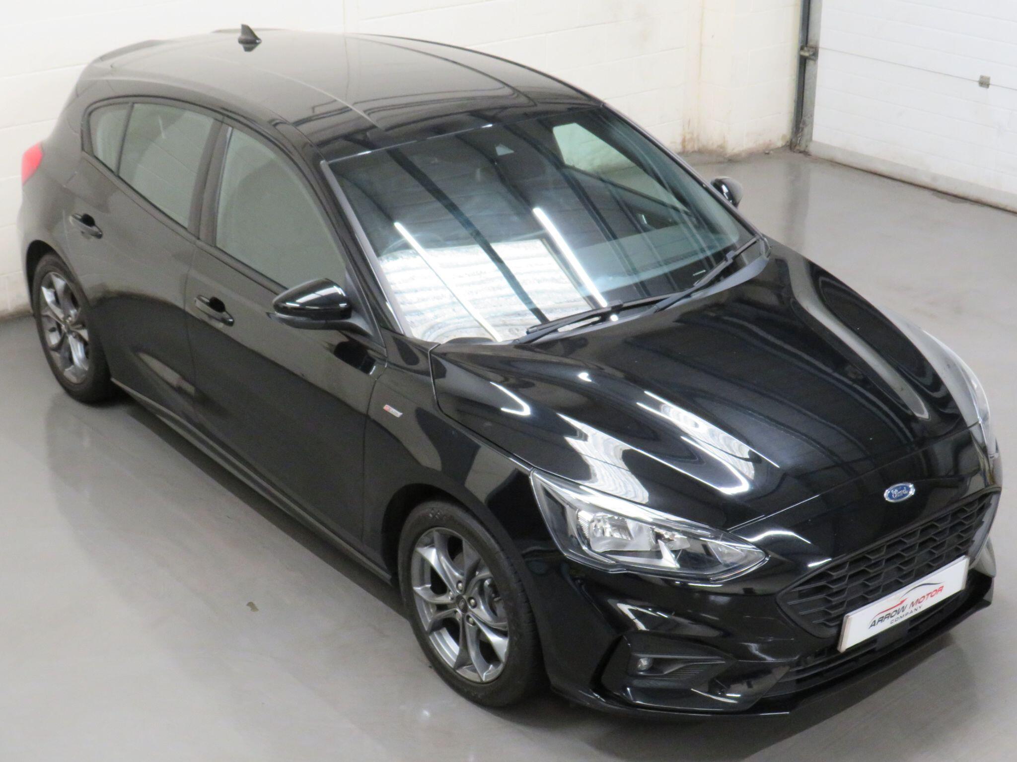 Ford Focus - Image 9