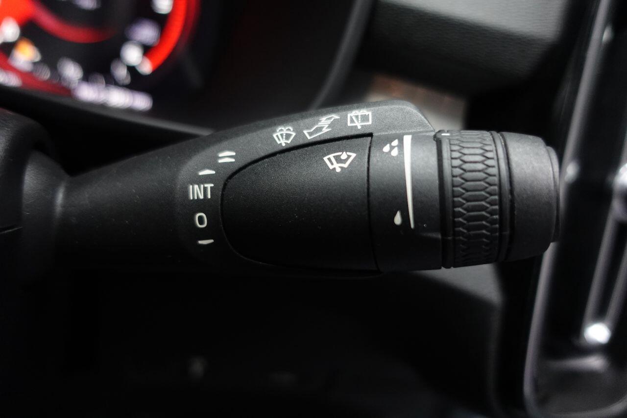 Volvo XC40 - Image 31