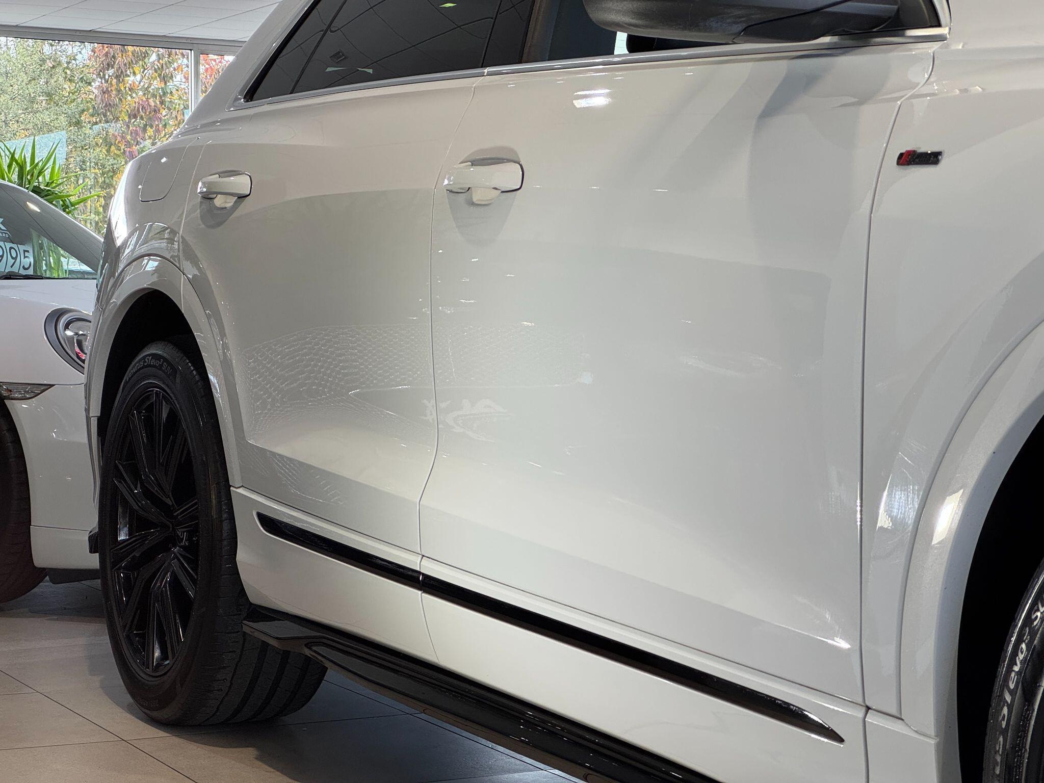 Audi Q8 - Image 7