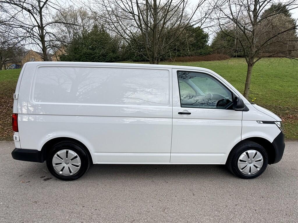 Volkswagen Transporter - Image 4