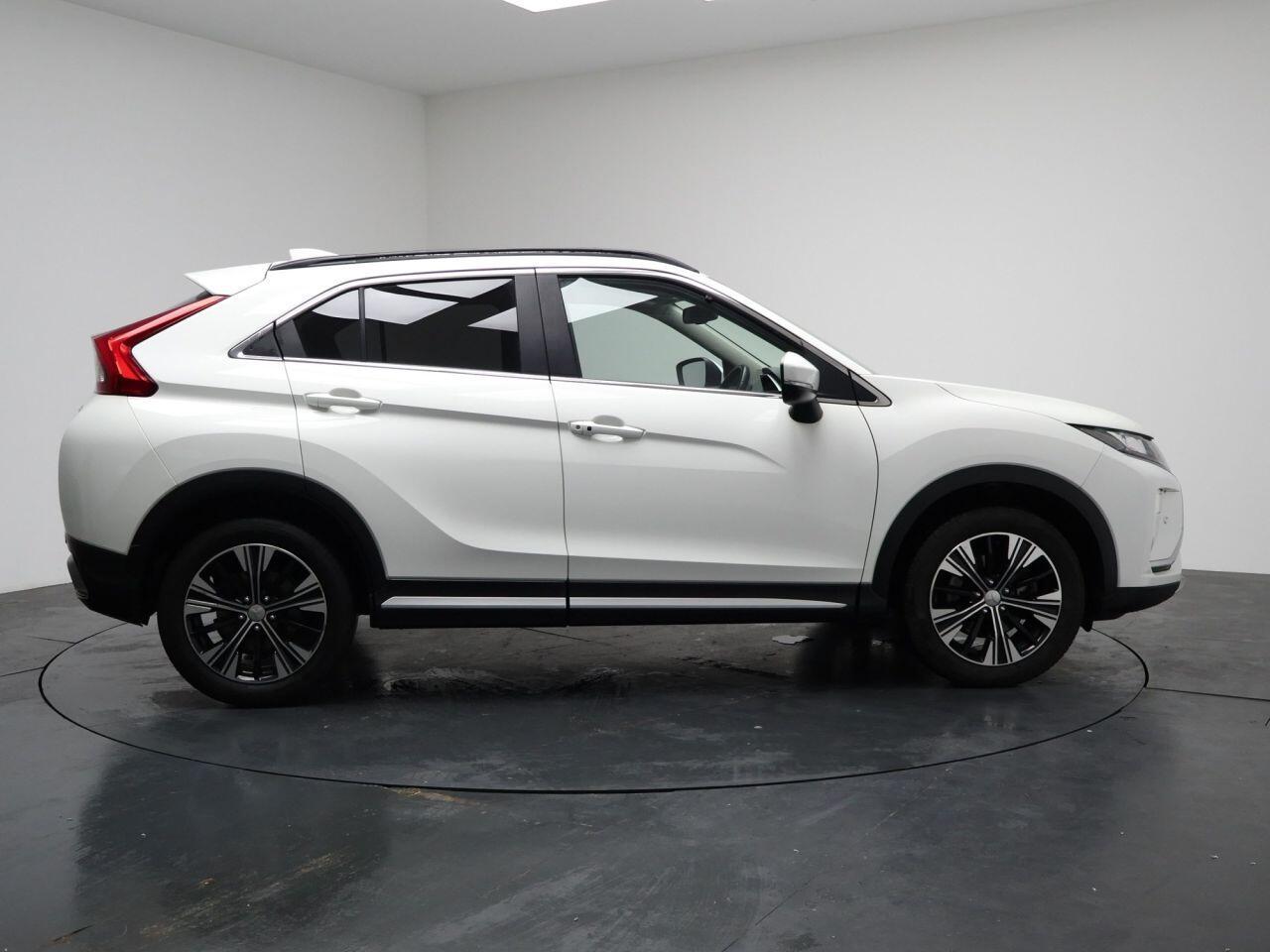 Mitsubishi Eclipse Cross - Image 14