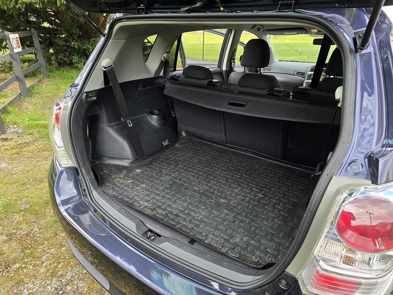 Toyota Verso - Image 6
